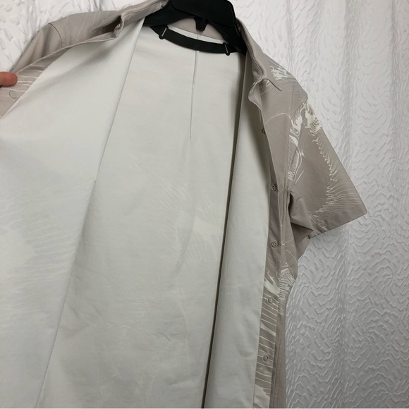 Lululemon Mark Healey Moon Drift Short Sleeve (SS) Shirt in Mohn Beige Tan White - Picture 8 of 16